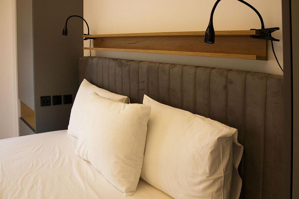 סרס P J Luxury Suites מראה חיצוני תמונה