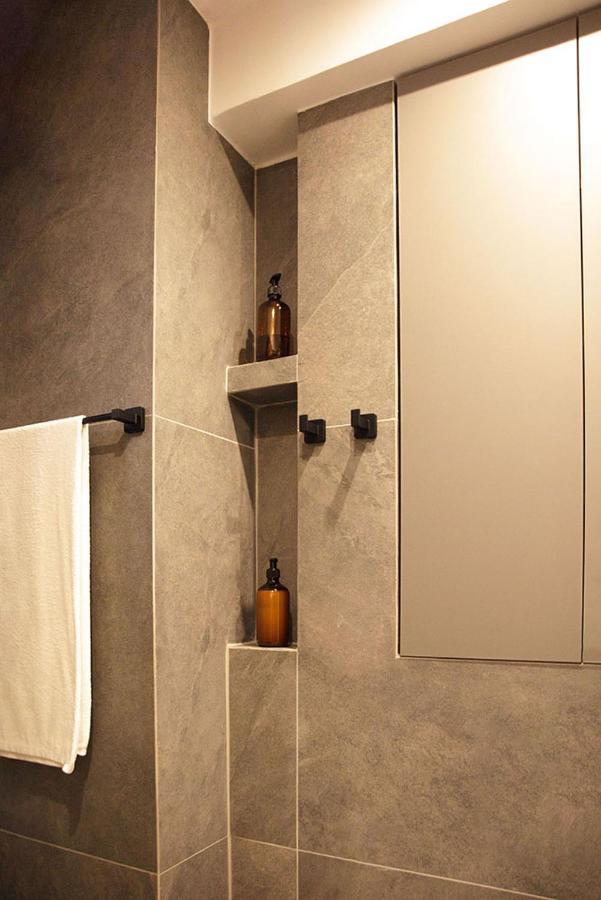 סרס P J Luxury Suites מראה חיצוני תמונה