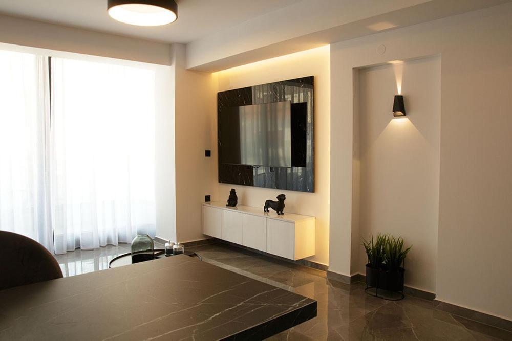 סרס P J Luxury Suites מראה חיצוני תמונה