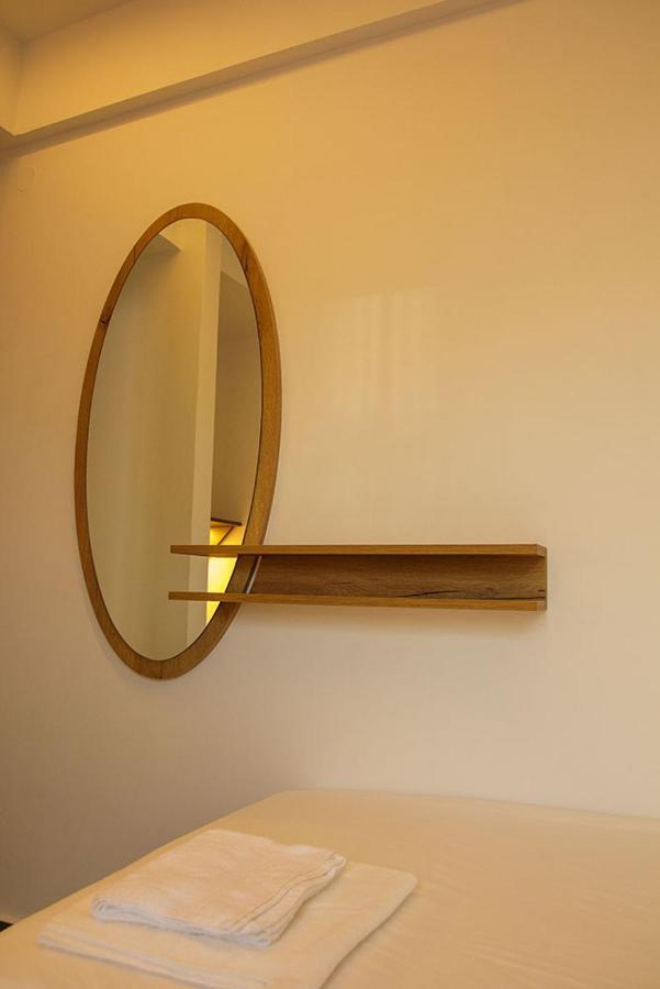 סרס P J Luxury Suites מראה חיצוני תמונה